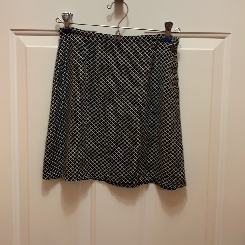 90’s Black and White Patterned Mini Skirt